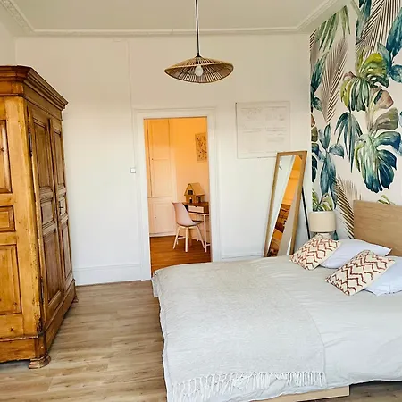 Le Charme De - Proche Centre Et Gare - 8 Personnes - Arrivee Autonome Daire