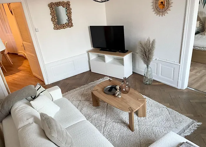 Daire Le Charme De - Proche Centre Et Gare - 8 Personnes - Arrivee Autonome *