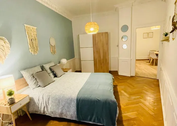 Le Charme De - Proche Centre Et Gare - 8 Personnes - Arrivee Autonome 科尔马